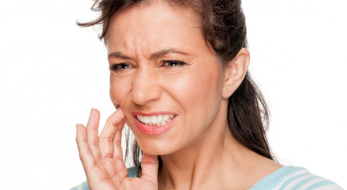 A fogfájás: a fájdalom típusai, a nyomás fájdalom okai, feltöltés után, eltávolítás