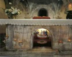 Kde sa nachádzajú relikvie svätého Mikuláša Divotvorcu?